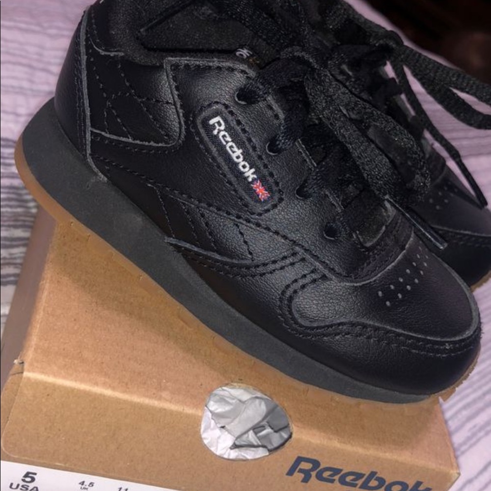 Toddler Reebok sneakers size 5